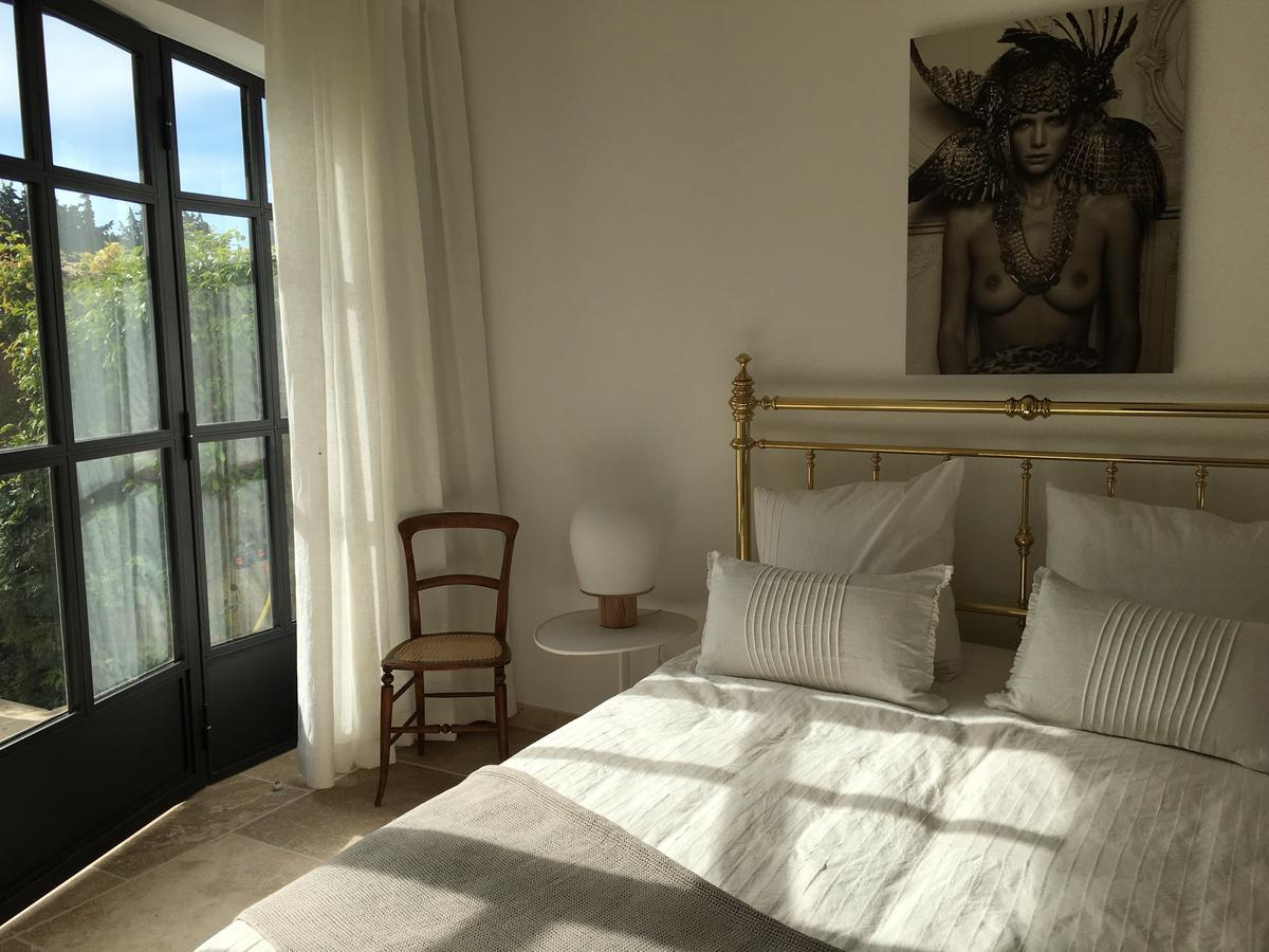 Le Mas Des Lauriers Bed and Breakfast Paradou Exterior foto